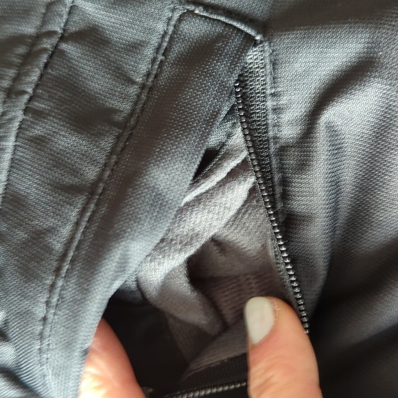 Arctix Youth Size Medium Snowbib Black Red - Picture 4 of 8